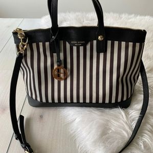 Henri Bendel Purse